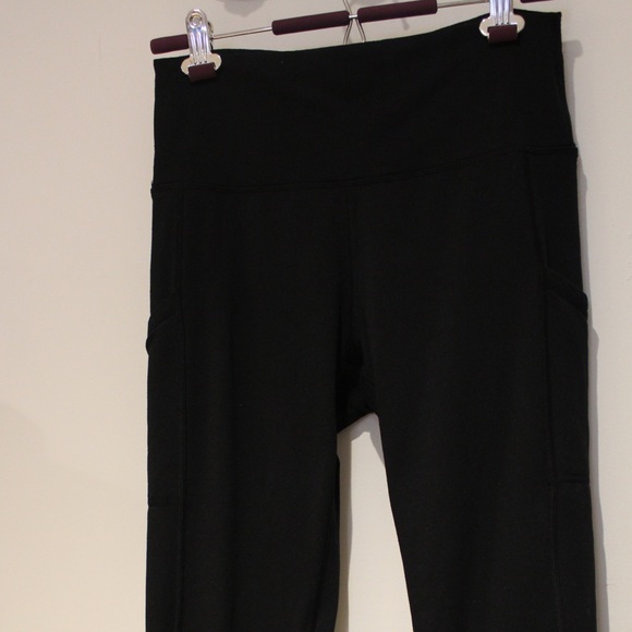 AERIE Leggings with Pockets - Picture 3 of 4